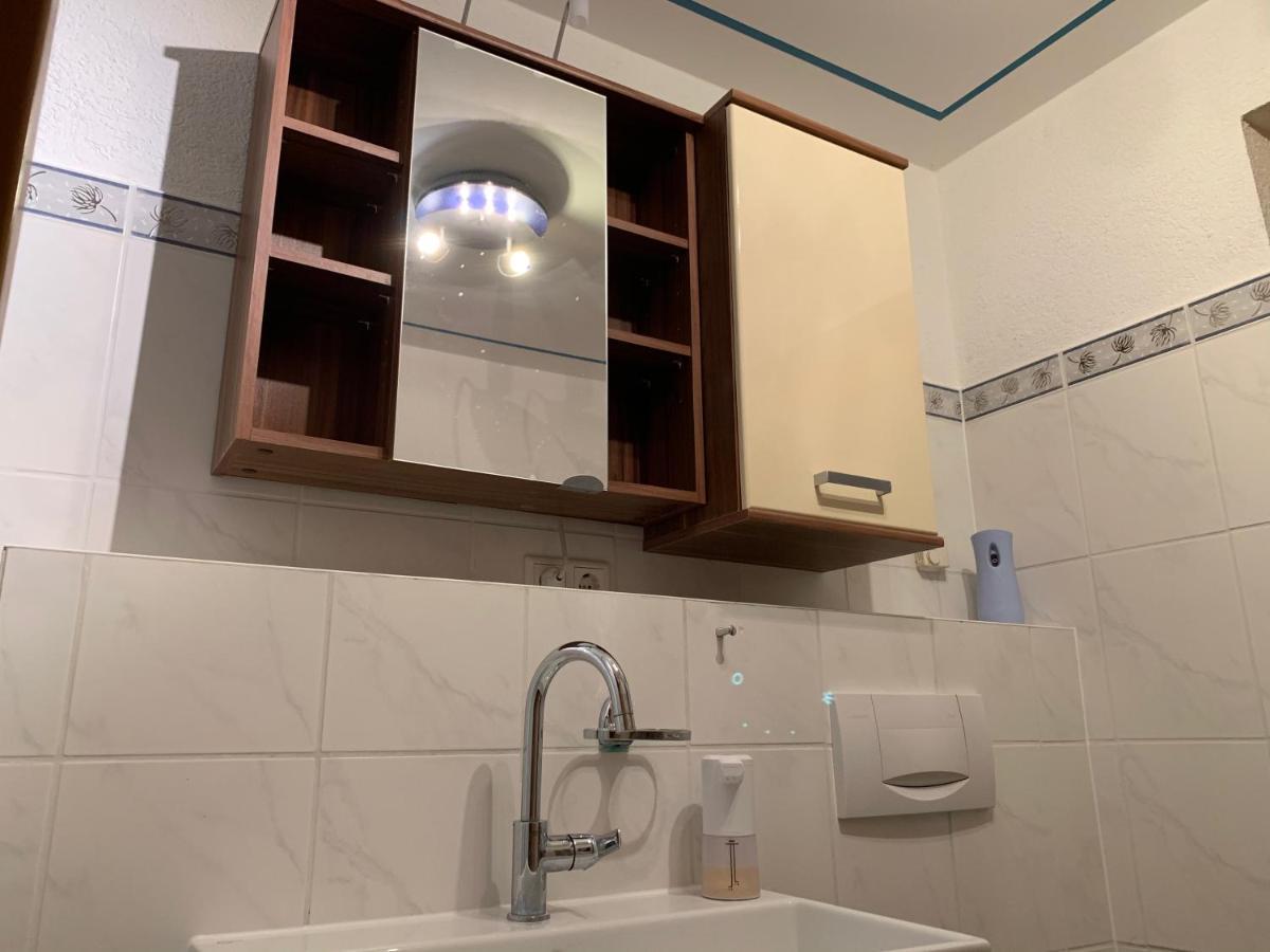 Romantische Ferienwohnung Mit Fantastischem Ausblick, Pool Und Gartensauna Jéna Kültér fotó