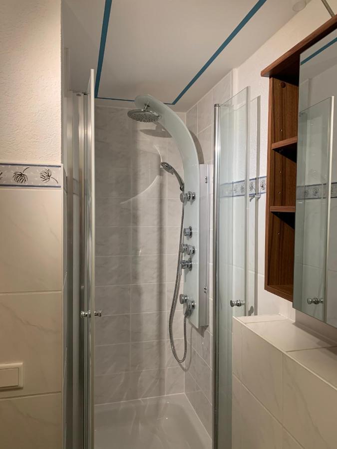 Romantische Ferienwohnung Mit Fantastischem Ausblick, Pool Und Gartensauna Jéna Kültér fotó