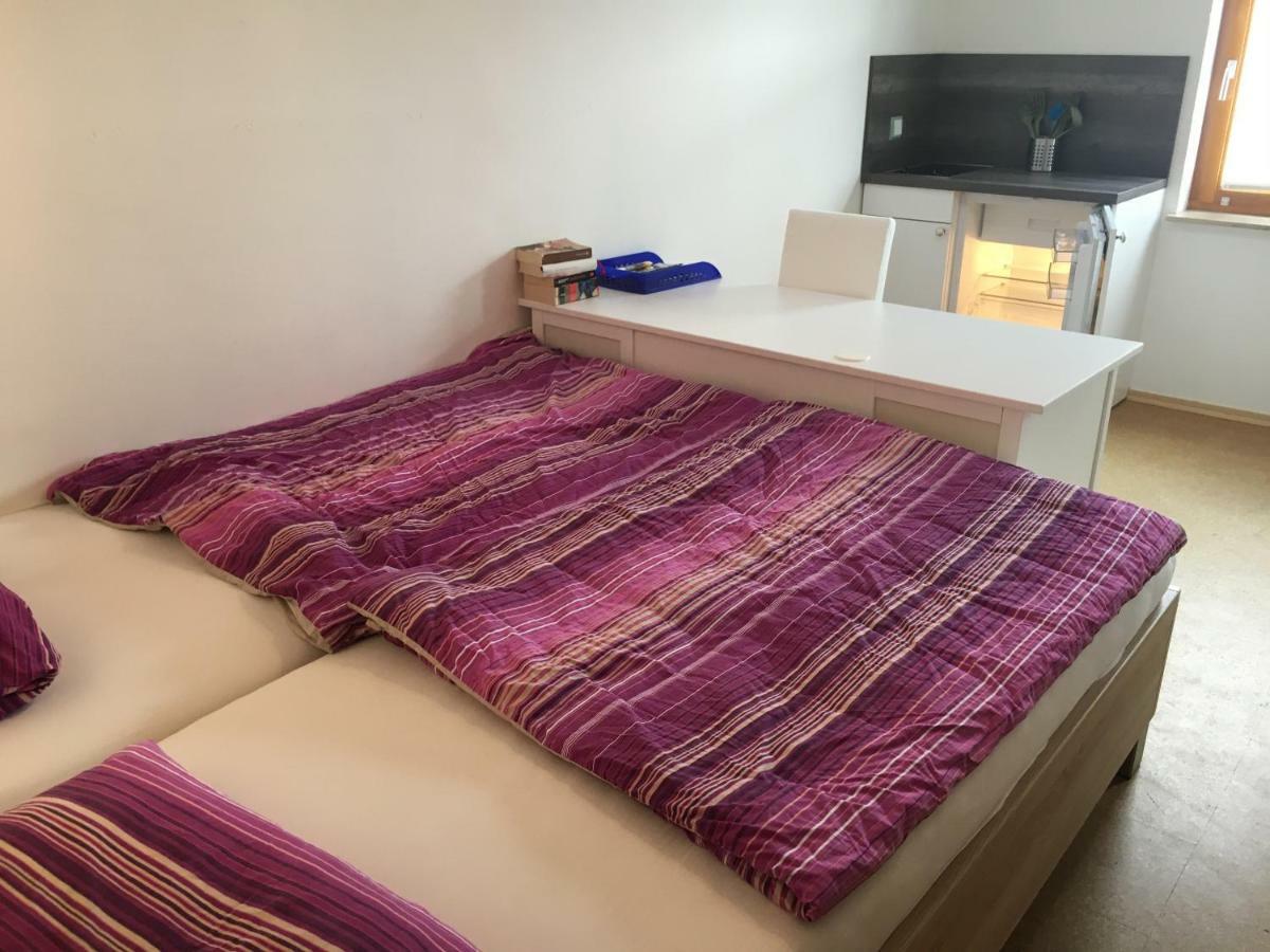Romantische Ferienwohnung Mit Fantastischem Ausblick, Pool Und Gartensauna Jéna Kültér fotó